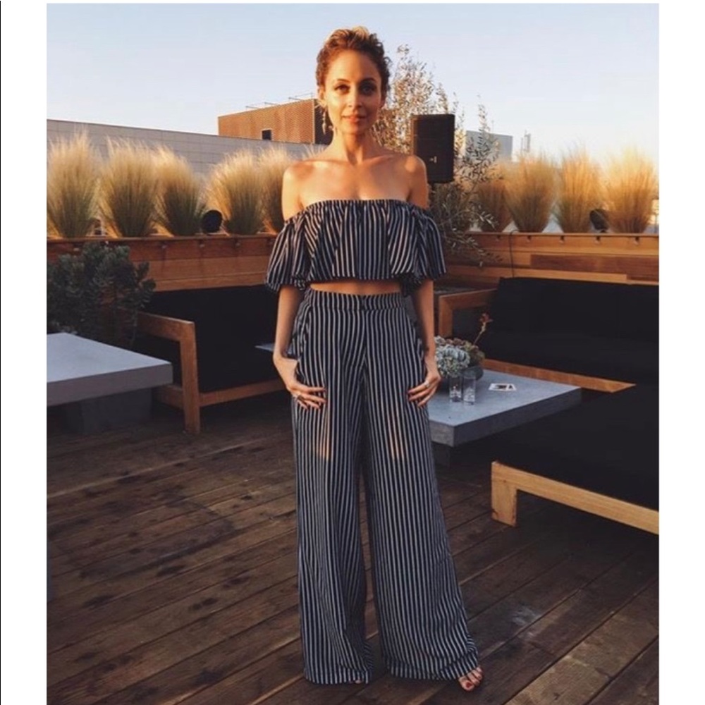 HOUSE OF HARLOW 1960 x REVOLVE TWO PIECE SET